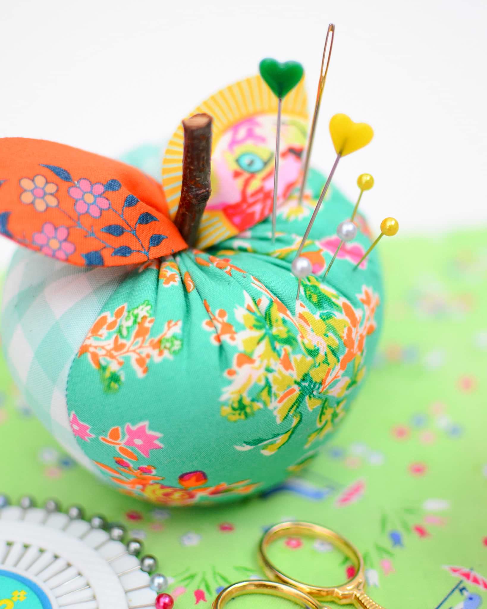 Alma Pincushion - PDF Sewing Pattern